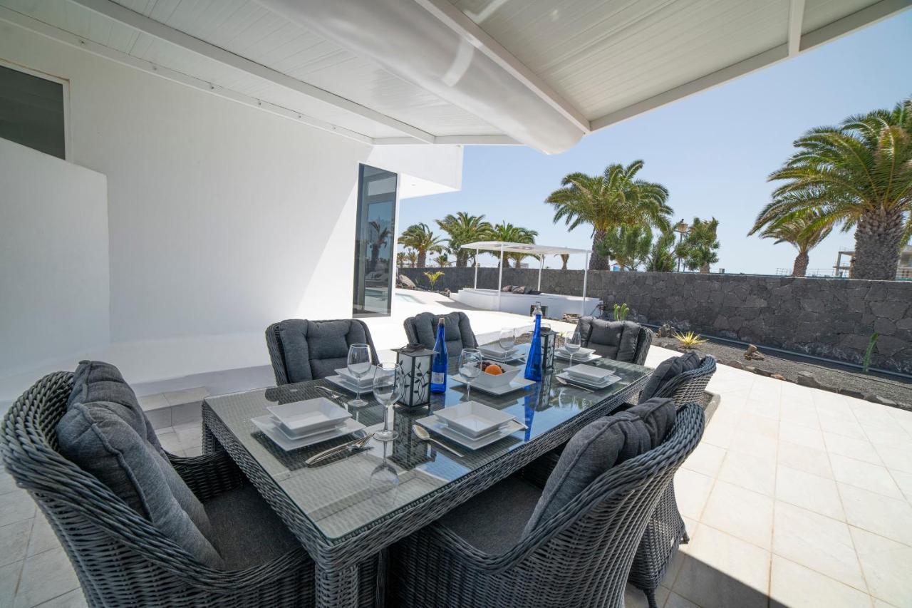 Valhalla Villa Playa Blanca  Buitenkant foto